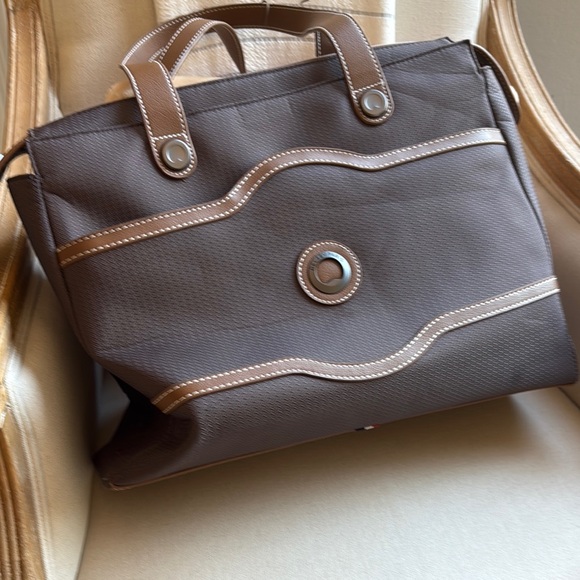 Elegant Delsey Paris Brown Carryon Bag